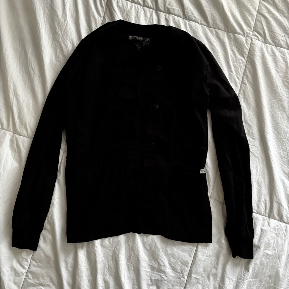 Greys anatomy scrub coat. Black. Size Small.